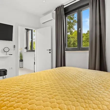 Minka By Guide Villa