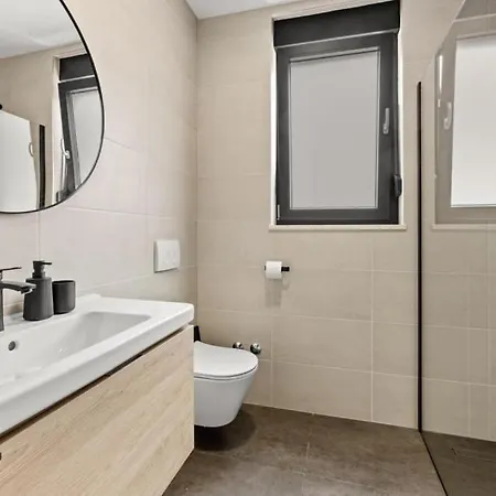 Minka By Guide Willa *