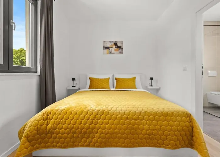 Minka By Guide Vila Manjadvorci